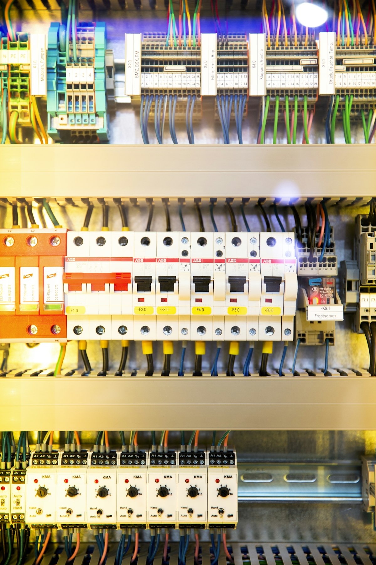 Gas-Insulated High-Voltage Switchgear (GIS)